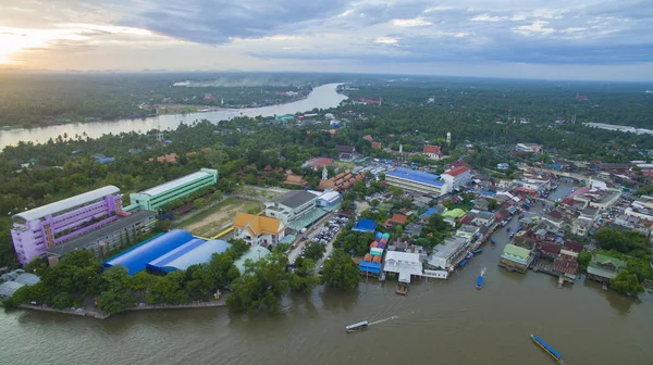 Aerail vista do canal de amphawa e mae klong rio tr mais popular — Fotografia de Stock
