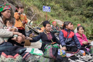LAO CAI SAPA VIETNAM -NOV5,2017 : northern vietname hill tribe s