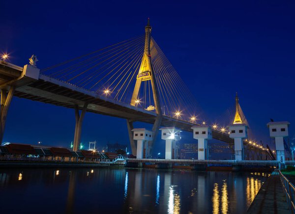 beatufitul blue hour sky of bhumibol bridge important landmark i