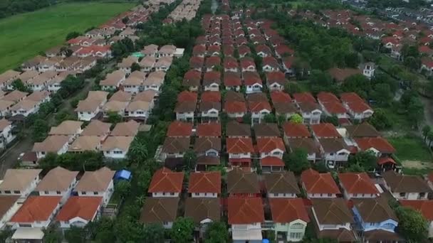 タイのバンコクでの家の村の空撮 — ストック動画