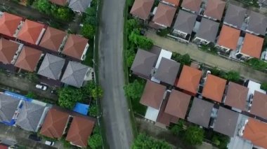 bangkok Tayland başkentinde ev köyünün havadan görünümü