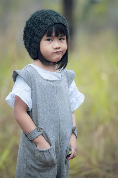 Portrait Asian Children Wearing Wool Hood Standing Green Park — Stock Photo, Image