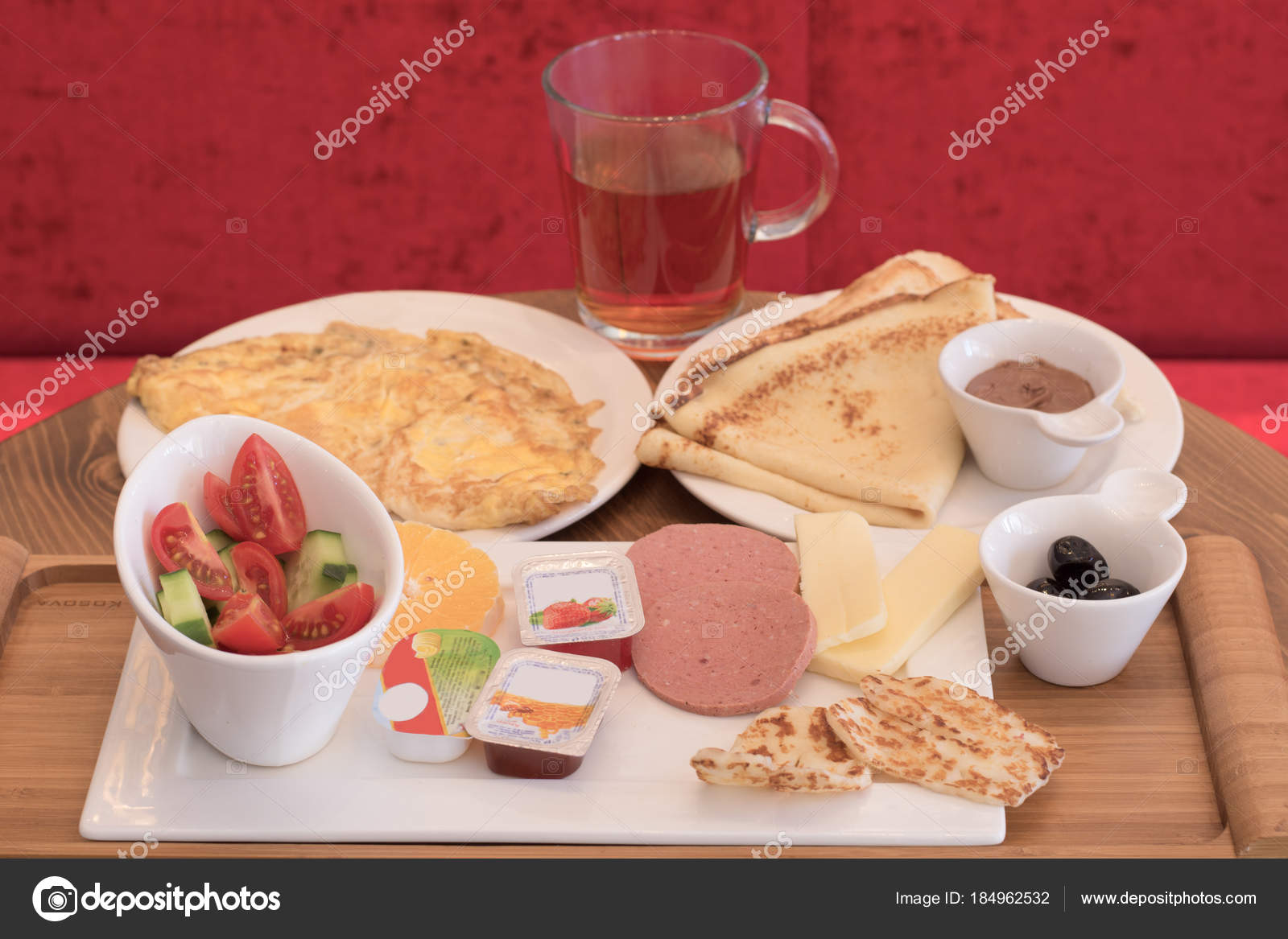 Sosisli Mısırlı Omlet Sosisli Mısırlı Omlet