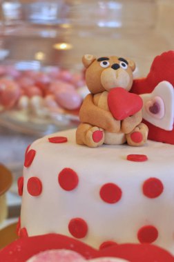 Sevgililer özel pasta, kurabiye ve kek