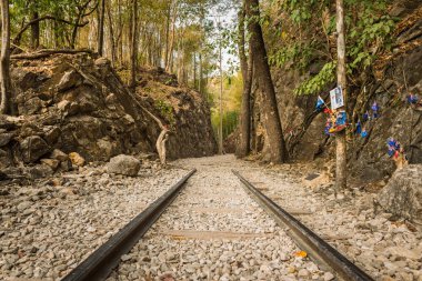 Ölüm tren, cehennem ateşi, eski demiryolu geçmek, Kanchanaburi