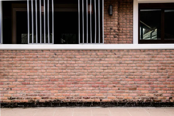 Texture of decorative red brick wall fence pattern — Stock Photo, Image