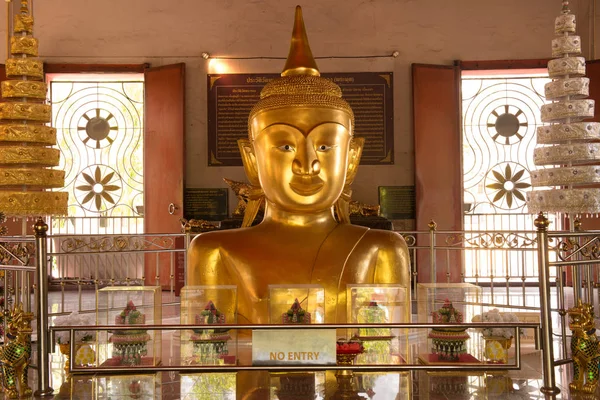 Phra phud in Wat Phra Thong Temple at Phuket, Thailand — Stock Photo, Image