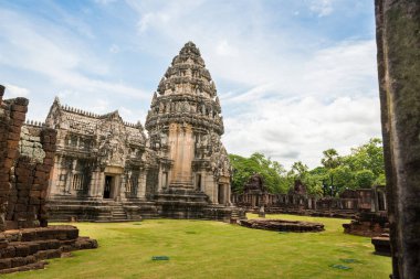 nakhon ratchasima ili tarihi prasat hin phimai kale,