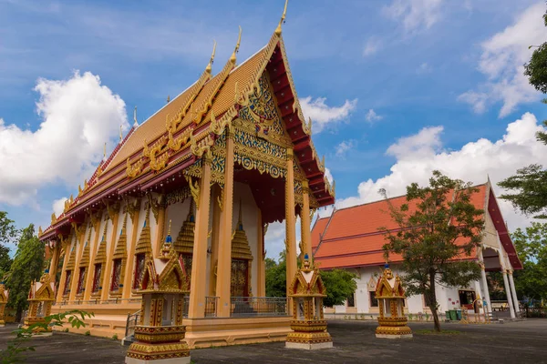 プーケット、タイのワット ・ プラ ・ひも寺院 — ストック写真