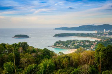 Manzara Phuket View Point, Karon Beach, Kata Beach, Karon bakış açısından alınan. Phuket Eyaleti, Tayland yer.