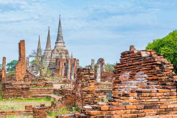 Alte Tempelarchitektur Wat Phrasrisanphet Der Provinz Ayutthaya Thailand Weltkulturerbe lizenzfreie Stockbilder