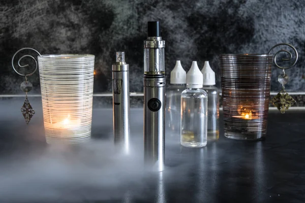 Vape and smoke — Stock Photo, Image