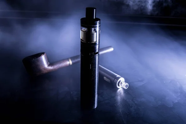 Vape και του καπνού — Φωτογραφία Αρχείου