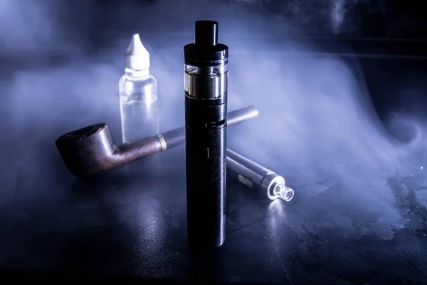 Vape και του καπνού — Φωτογραφία Αρχείου