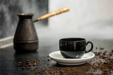 yemek pişirmek için ihtiyaç ile kahve