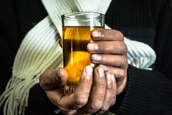 sıcak çay ile tıp