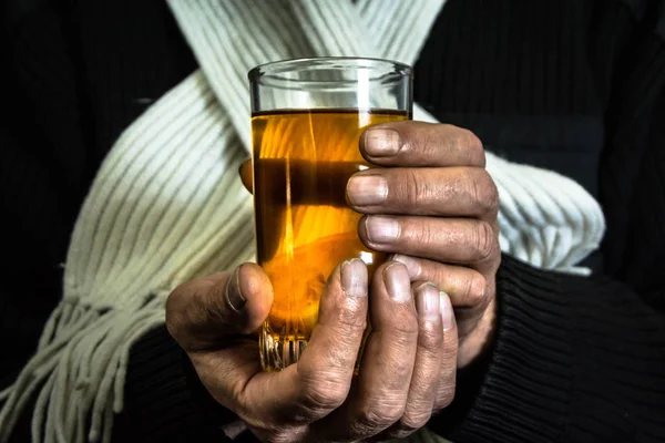 sıcak çay ile tıp