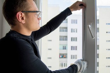 Builder hesaplar ve nesne ölçer