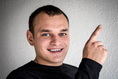 duygu adam gösterir