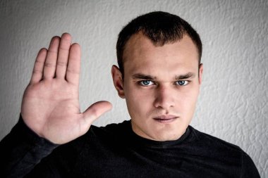 duygu adam gösterir