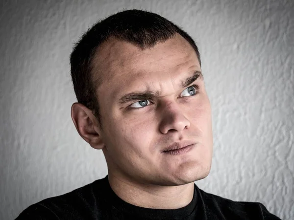 duygu adam gösterir