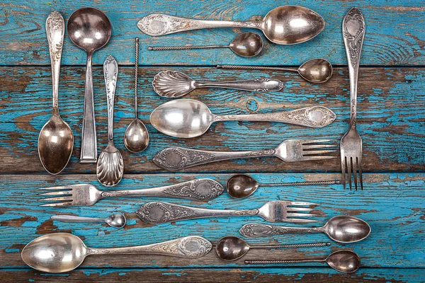 German silver spoon and fork. Kitchen utensils. — Stock Photo, Image