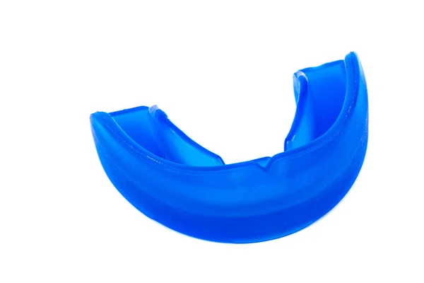 Μπλε mouthguard απομονωθεί σε λευκό φόντο. — Φωτογραφία Αρχείου