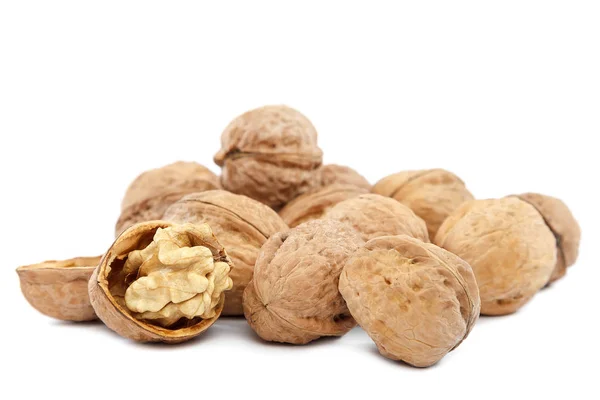 Walnuts isolated on white background. Healthy eating — Stock Photo, Image