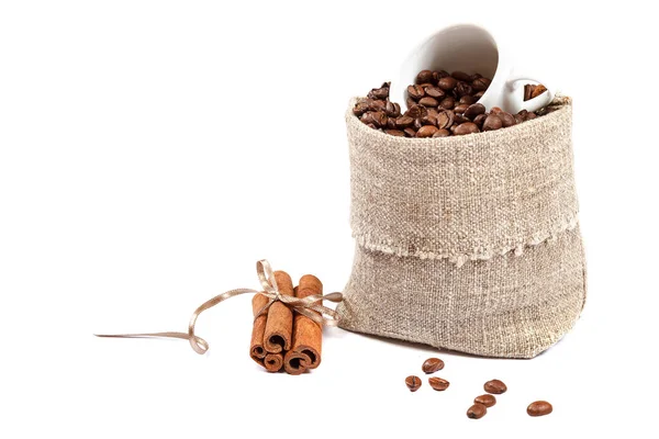 Coffee beans isolated on a white background — Stock Photo, Image