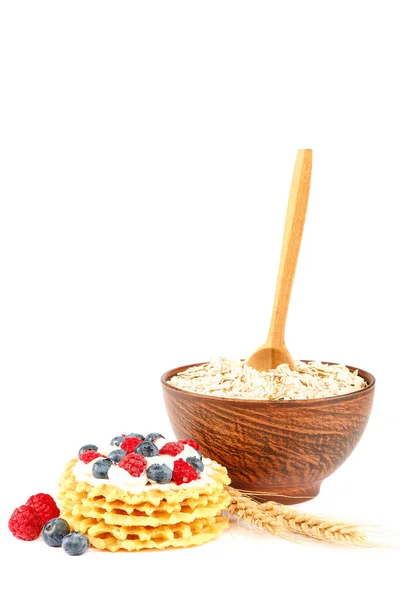 Fresh Blueberries Raspberries Waffle Cookies Oatmeal Bowl Wooden Spoon Isolated — Stock Photo, Image