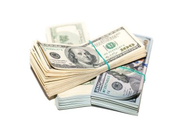 Beyaz arka planda izole edilmiş bir sürü para var..