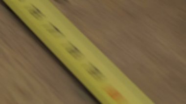 Reel ölçme üzerinde uçan