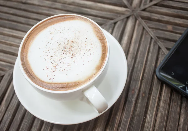 Cappuccino kahve masada 