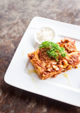 Et Lasagn gıda ev yapımı