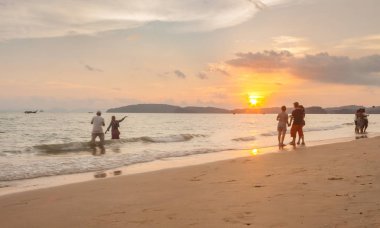 Krabi Thailand - Krabi 20: Plaj deniz manzarası Krabi Tayland 20/0