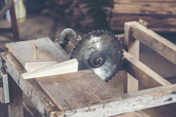 Immagine Sfondo Del Laboratorio Lavorazione Del Legno Tavolo Lavoro Falegnami — Foto Stock