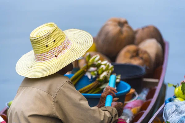 Barco Local Amphawa Floating Market —  Fotos de Stock