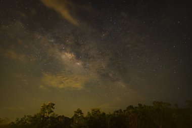 Samanyolu üzerinde dağ, Tayland