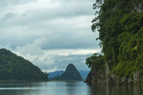 Lago Tropical Vista Natureza Floresta Tailândia — Fotografia de Stock