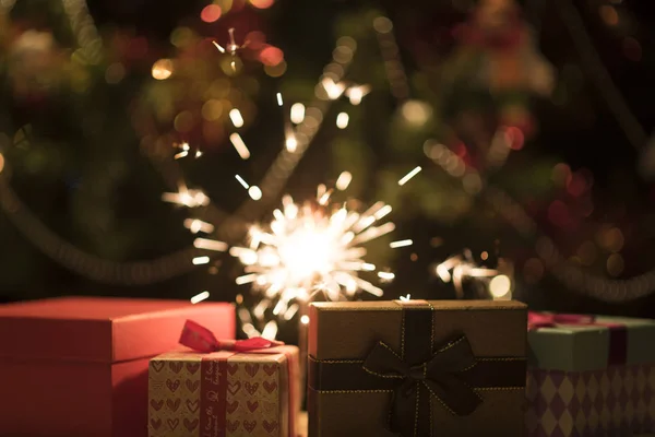 Natal Segurando Bengala Ardente Brilho Luz — Fotografia de Stock