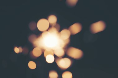 Noel ve Yılbaşı 2018, Gece bokeh ışık ile Hediye kutusu