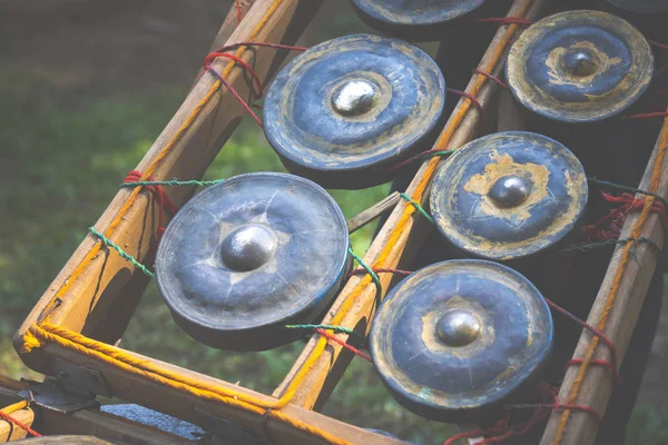 Native Instruments Myanmar Vintage Filter Image — Stock Photo, Image
