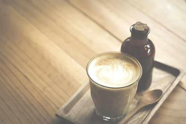 Gambar Penyaring Seni Vintage Dari Seni Kopi Latte Kafe — Stok Foto