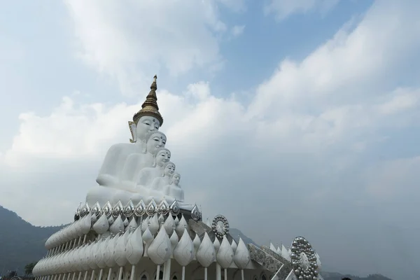 Cinco Estátua Buda Wat Phasornkaew Templo Tailândia Phetchabun Khao Kho — Fotografia de Stock