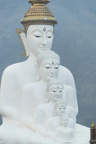 Vijf Boeddhabeeld Wat Phasornkaew Temple Thailand Phetchabun Khao Kho — Stockfoto