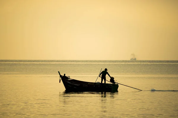 Bateau Pêche Avec Coucher Soleil Mer — Photo