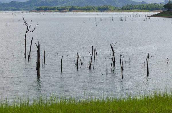 Hermosa Vista Del Lago Por Mañana — Foto de Stock