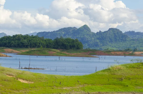 Lago Bosque Tropical Tailandia — Foto de Stock