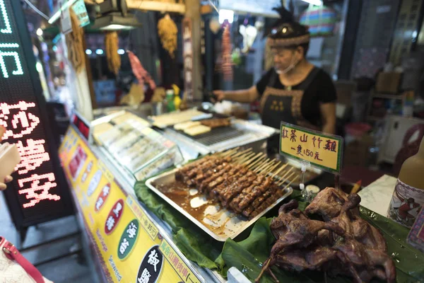 Taipei Taiwán Noviembre 2016 Locales Turistas Disfrutan Del Mercado Callejero — Foto de Stock