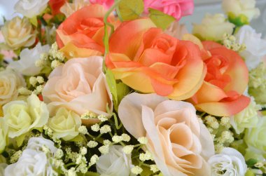 Güzel çiçekler içinde renkli arka plan